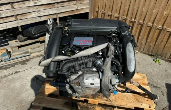 Peugeot 208 Engine 5G04 5GR