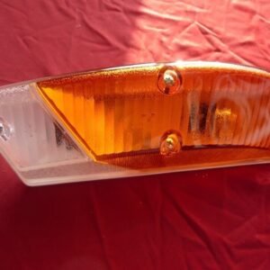 Alfa Romeo Spider round tail indicator front left completely in yellow NEW