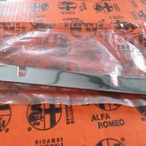Original Alfa Romeo Berlina 2000 chrome bar for radiator grille 105125944400 NEW