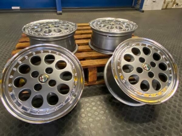 Buy Alfa Romeo Speedline alloys 16 x 5 x 98 PCD online Europe