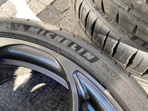 ALFA ROMEO Stelvio Quadrifoglio Felge CERCHIO Forged Wheel 10x20 Et34