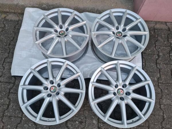 Alfa Romeo rims TI 19 inch 159 Giulietta Brera Spider 5x110