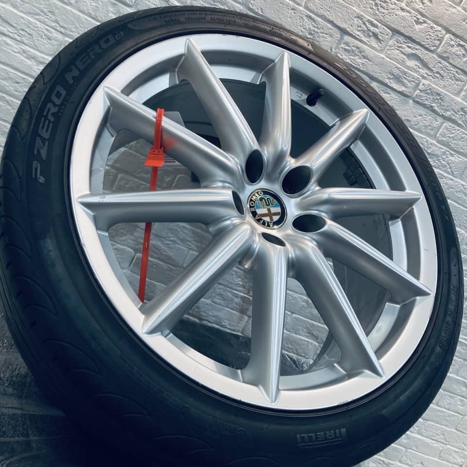 Alfa Romeo 159 Ti R19 Wheels & Tires ..