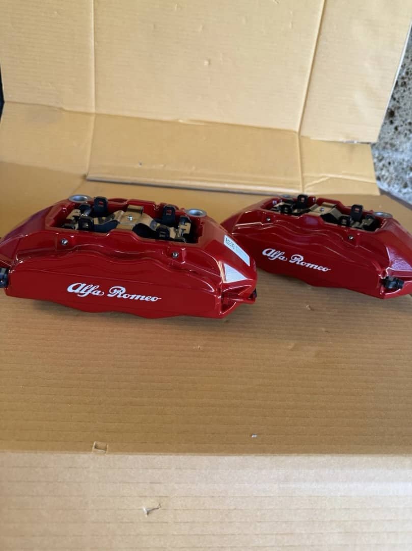 New Brembo Alfa Romeo 330 Calipers New Brembo Alfa Romeo 330 Calipers